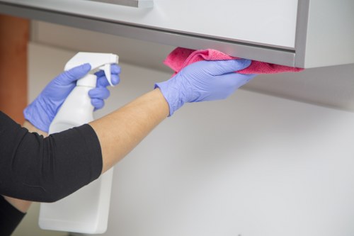 Cleaning operative managing service setup and protection of floor areas